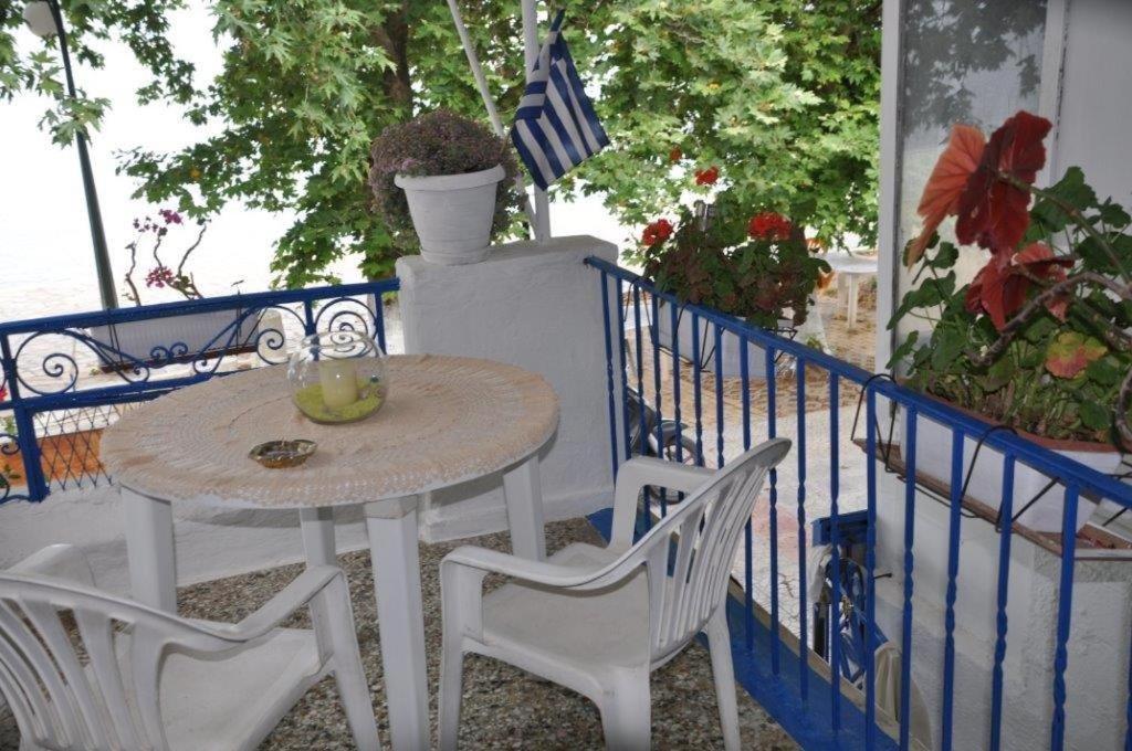 Casa Lela 1...Όπως Μια Φορά...Like Once Apartment Miloi  Exterior photo